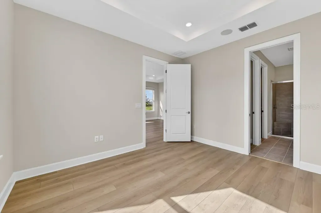 7483 Moonbeam Avenue Sarasota FL 34241