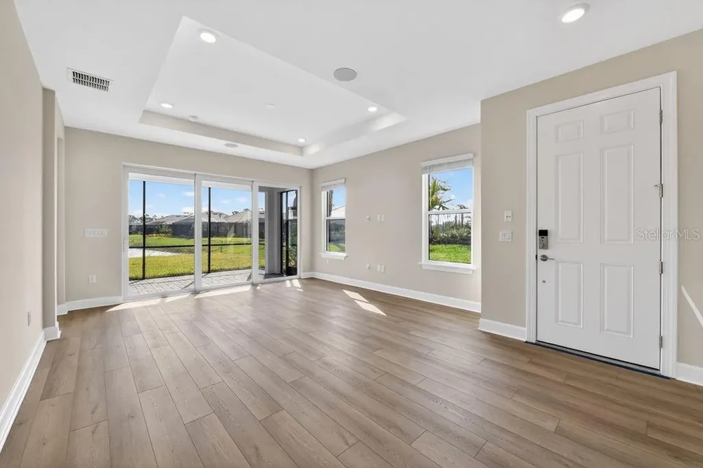 7483 Moonbeam Avenue Sarasota FL 34241