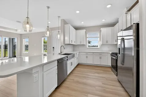 7483 Moonbeam Avenue Sarasota FL 34241
