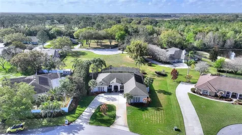503 Hamilton Shores Court NE Winter Haven FL 33881