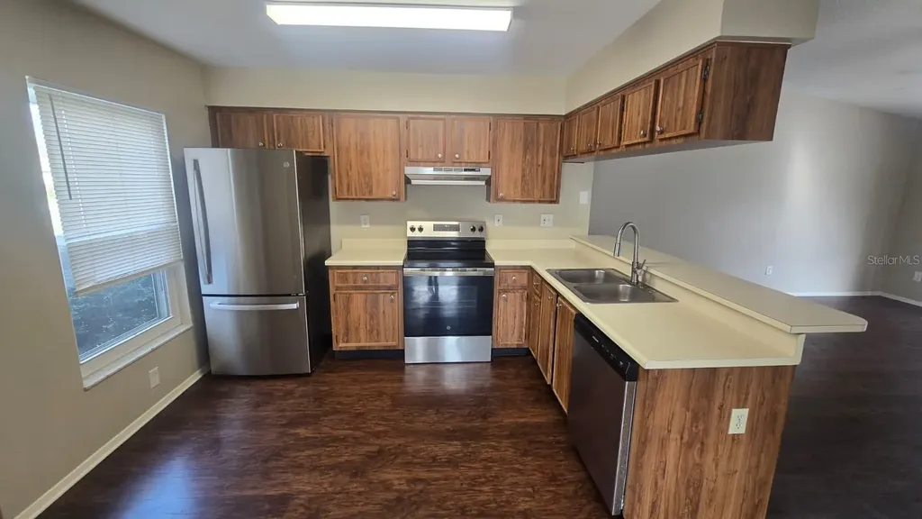 1407 Foxboro Drive Brandon FL 33511