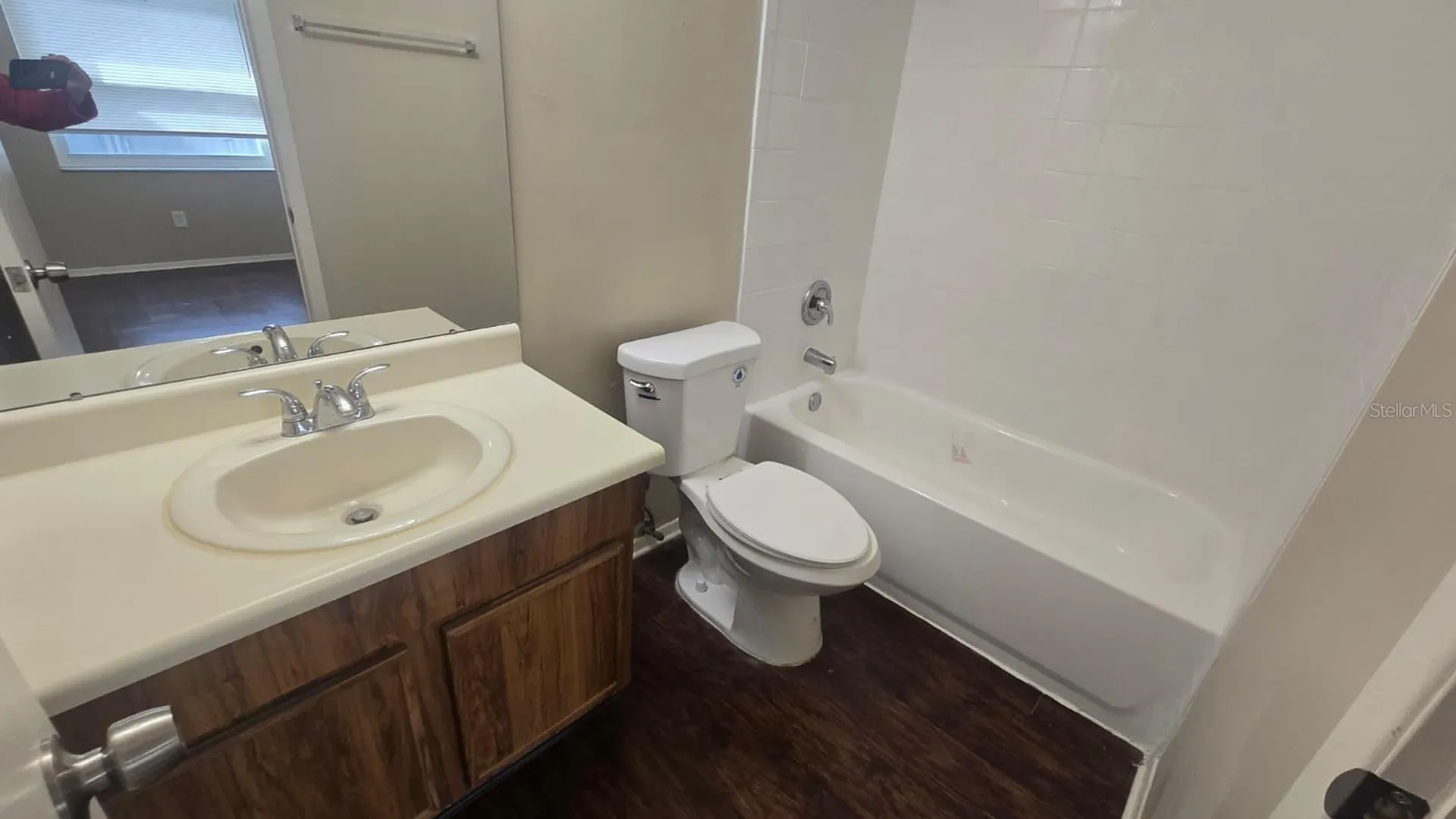 1407 Foxboro Drive Brandon FL 33511