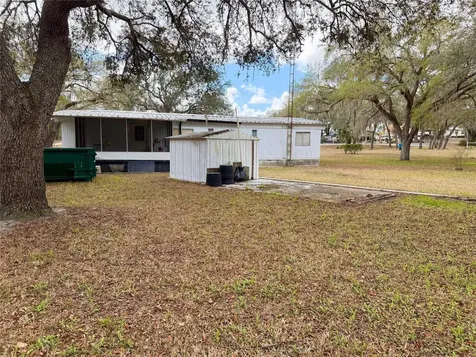 13329 SE 175th Street Weirsdale FL 32195