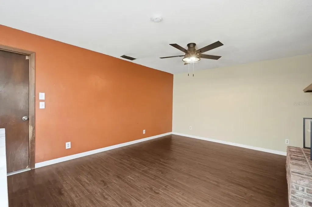 1317 N Shangri La Drive Daytona Beach FL 32119