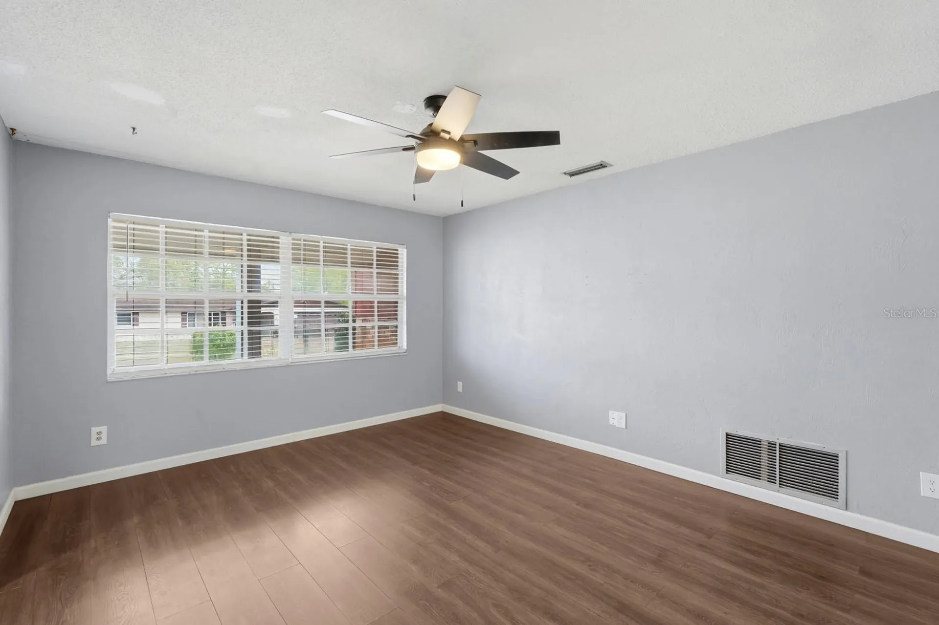 1317 N Shangri La Drive Daytona Beach FL 32119