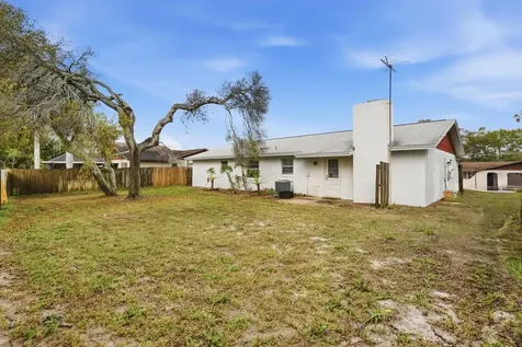1317 N Shangri La Drive Daytona Beach FL 32119
