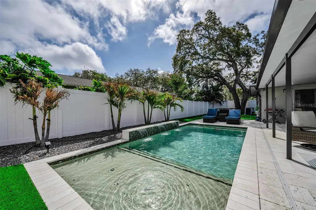 1575 Sandalwood Drive Dunedin FL 34698