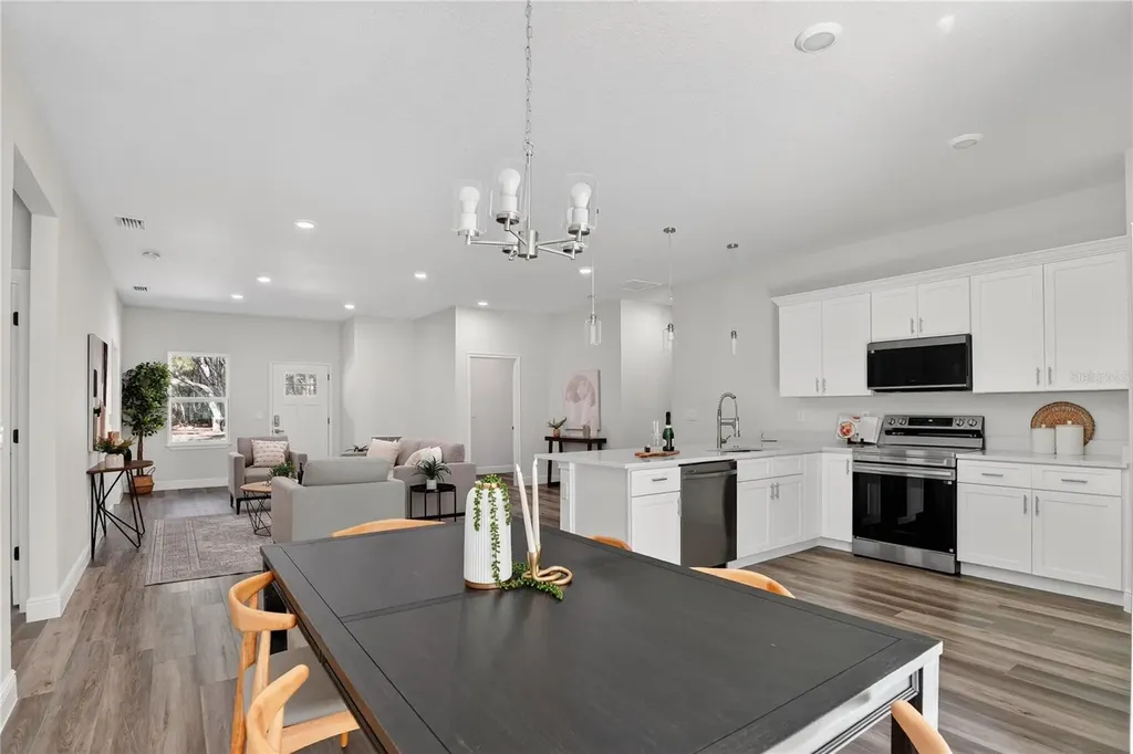 10707 N Hatari Drive Citrus Springs FL 34434