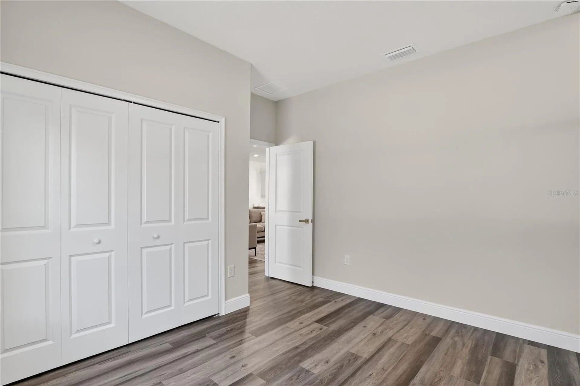 10707 N Hatari Drive Citrus Springs FL 34434