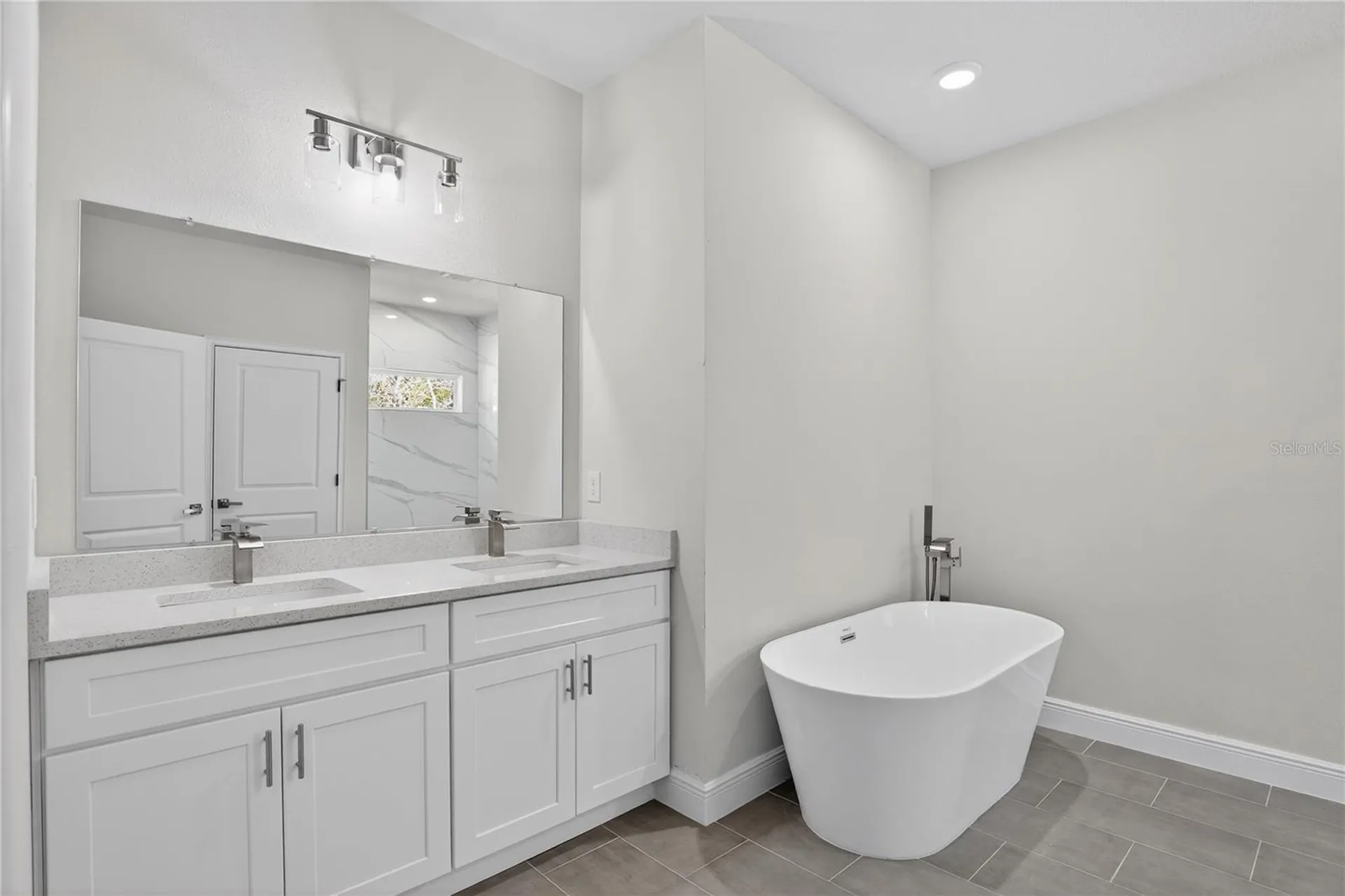 10707 N Hatari Drive Citrus Springs FL 34434
