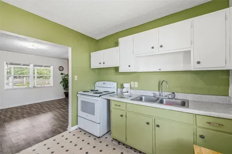 7804 N Church Avenue Tampa FL 33614