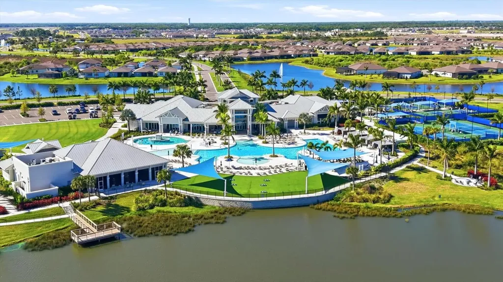 9213 Sand Dune Cove Parrish FL 34219