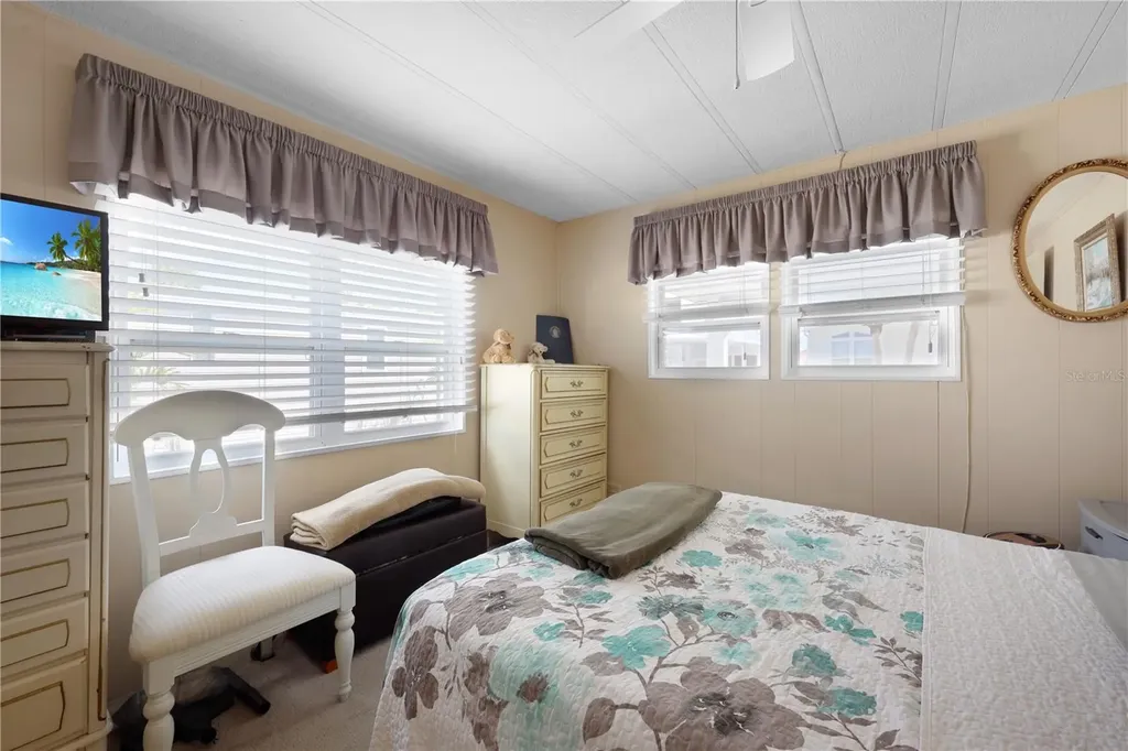 2100 Kings Highway Port Charlotte FL 33980