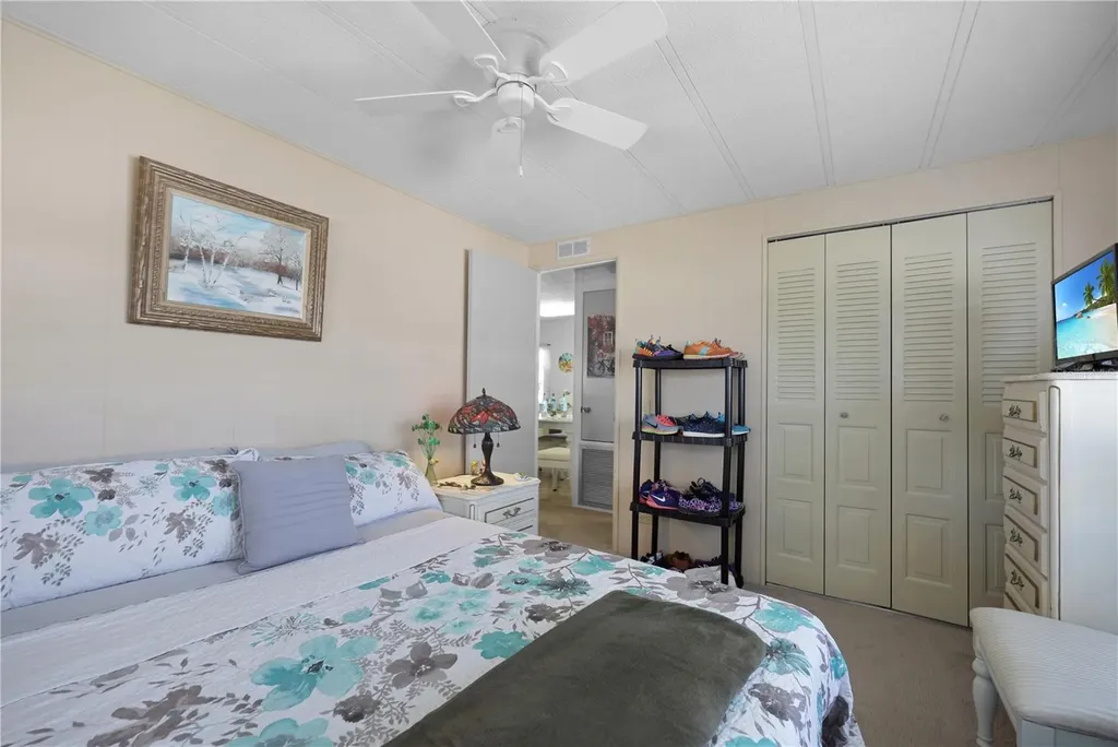 2100 Kings Highway Port Charlotte FL 33980