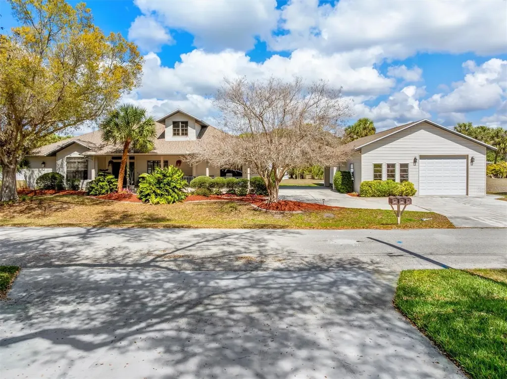 18412 Meyer Avenue Port Charlotte FL 33948