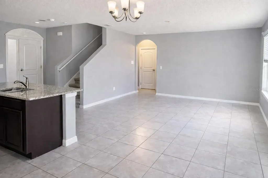 1760 Point O Woods Court Mount Dora FL 32757