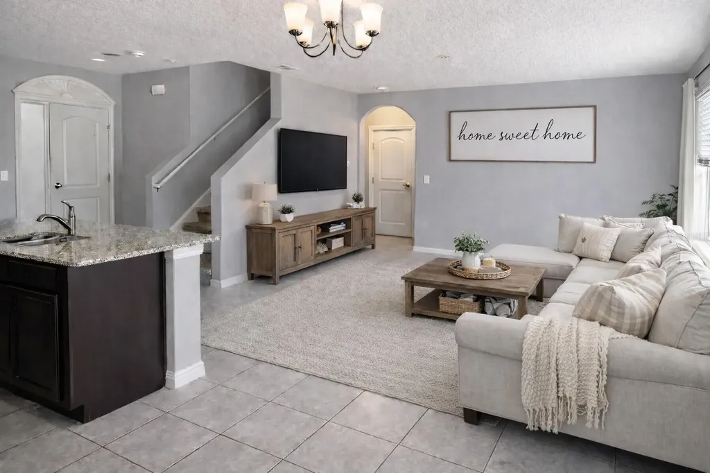 1760 Point O Woods Court Mount Dora FL 32757