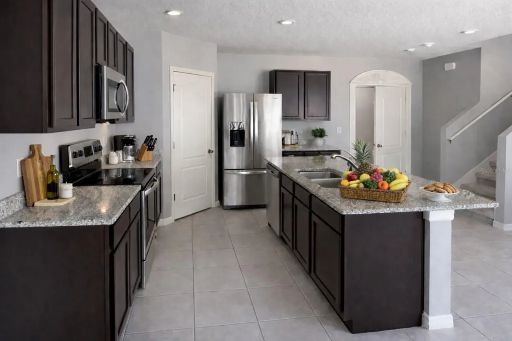 1760 Point O Woods Court Mount Dora FL 32757