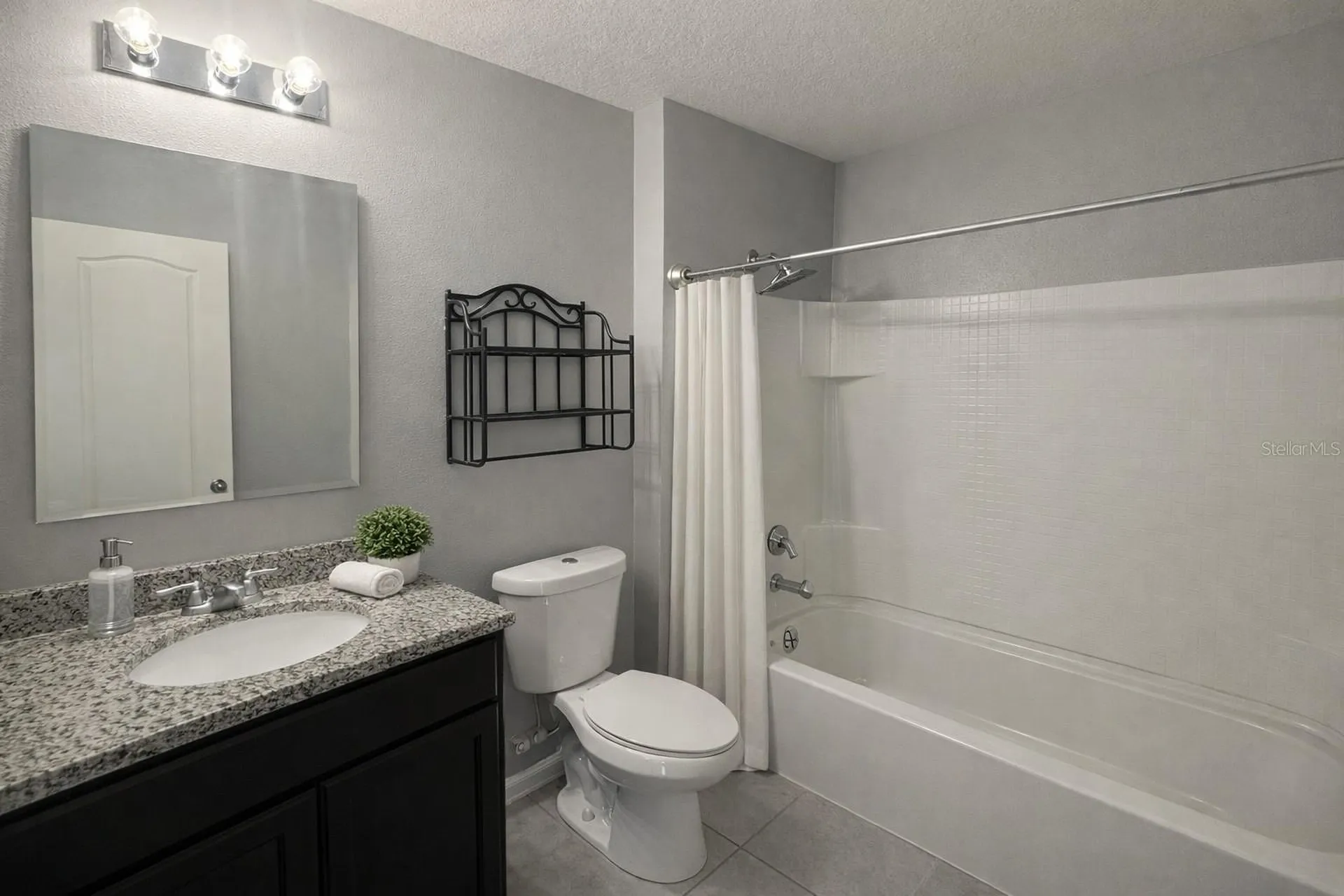 1760 Point O Woods Court Mount Dora FL 32757