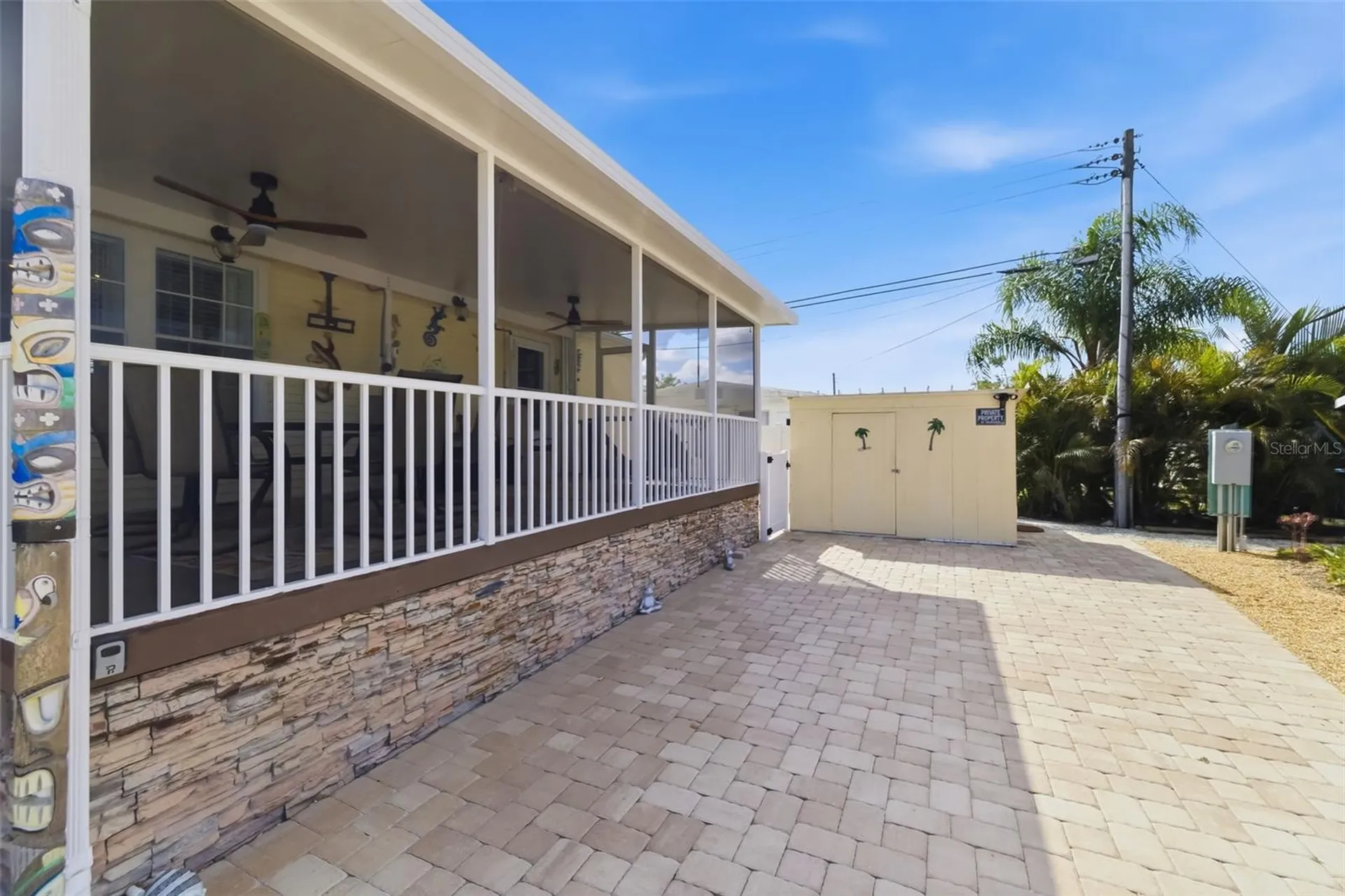 812 50th Avenue Terrace W Bradenton FL 34207