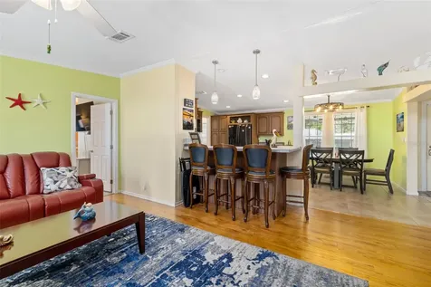 812 50th Avenue Terrace W Bradenton FL 34207