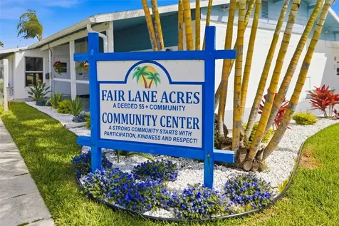 812 50th Avenue Terrace W Bradenton FL 34207