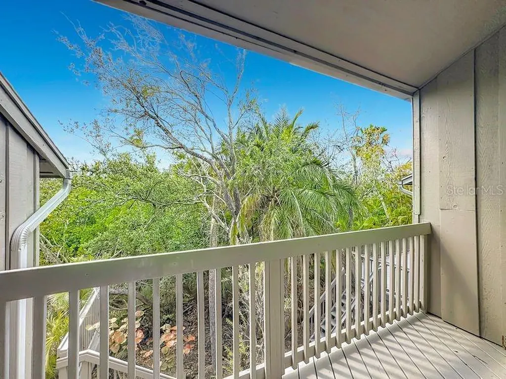 1445 Landings Circle Sarasota FL 34231