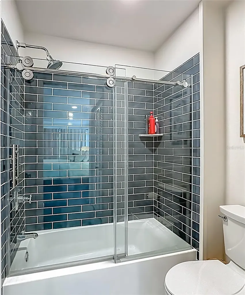 1445 Landings Circle Sarasota FL 34231