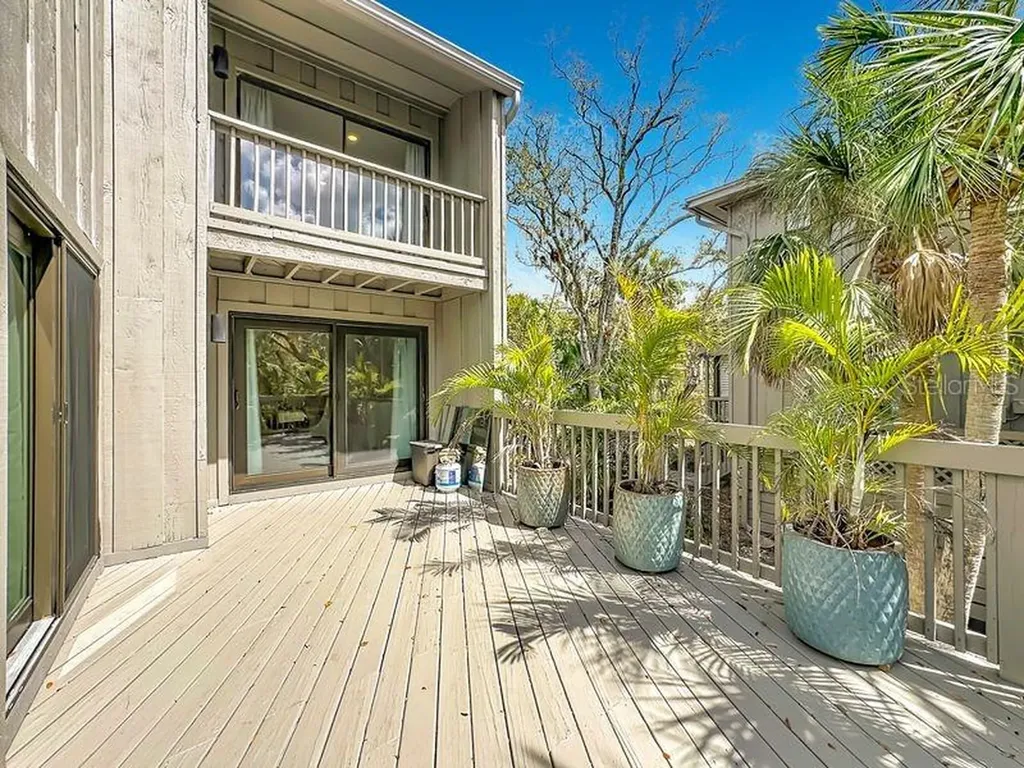 1445 Landings Circle Sarasota FL 34231