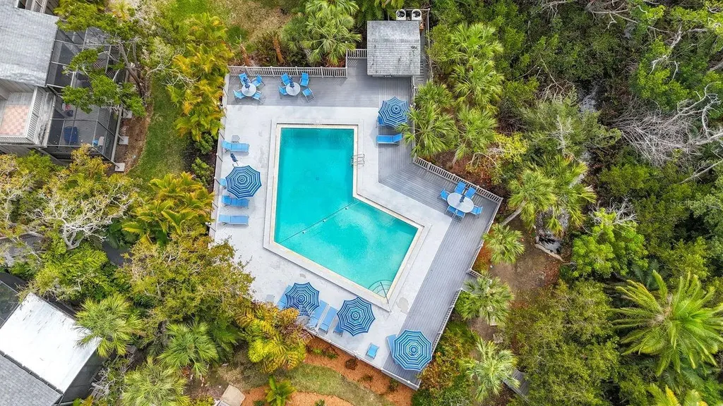 1445 Landings Circle Sarasota FL 34231