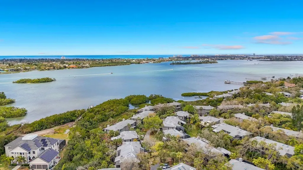 1445 Landings Circle Sarasota FL 34231