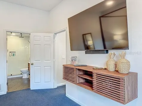 1445 Landings Circle Sarasota FL 34231