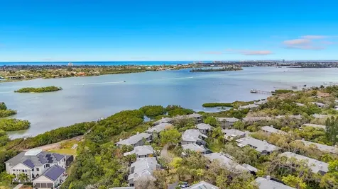 1445 Landings Circle Sarasota FL 34231