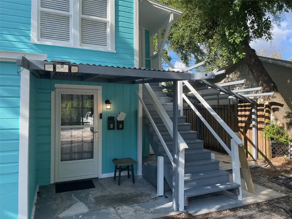 2650 25th Avenue N St Petersburg FL 33713