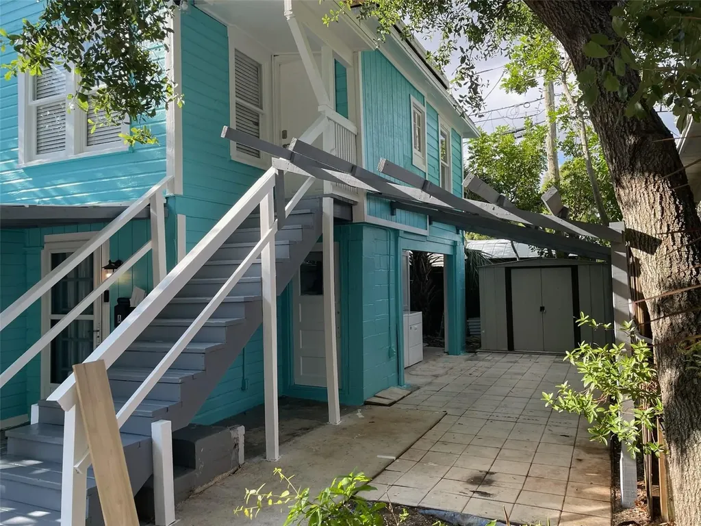 2650 25th Avenue N St Petersburg FL 33713