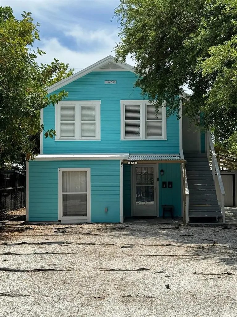 2650 25th Avenue N St Petersburg FL 33713