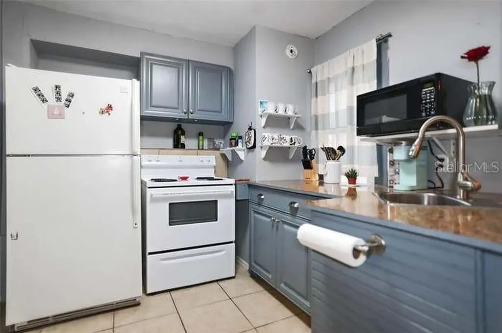 2650 25th Avenue N St Petersburg FL 33713