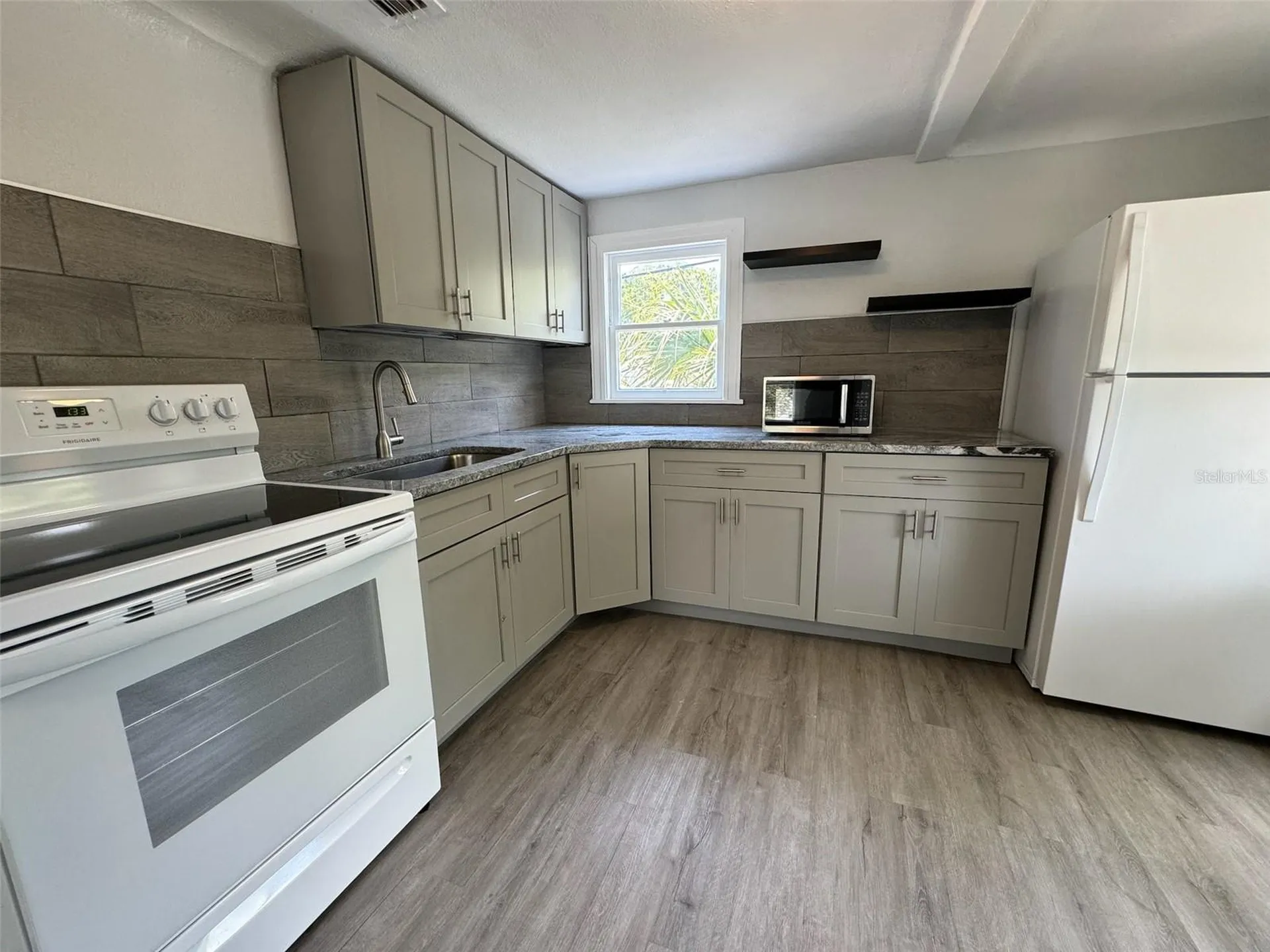 2650 25th Avenue N St Petersburg FL 33713