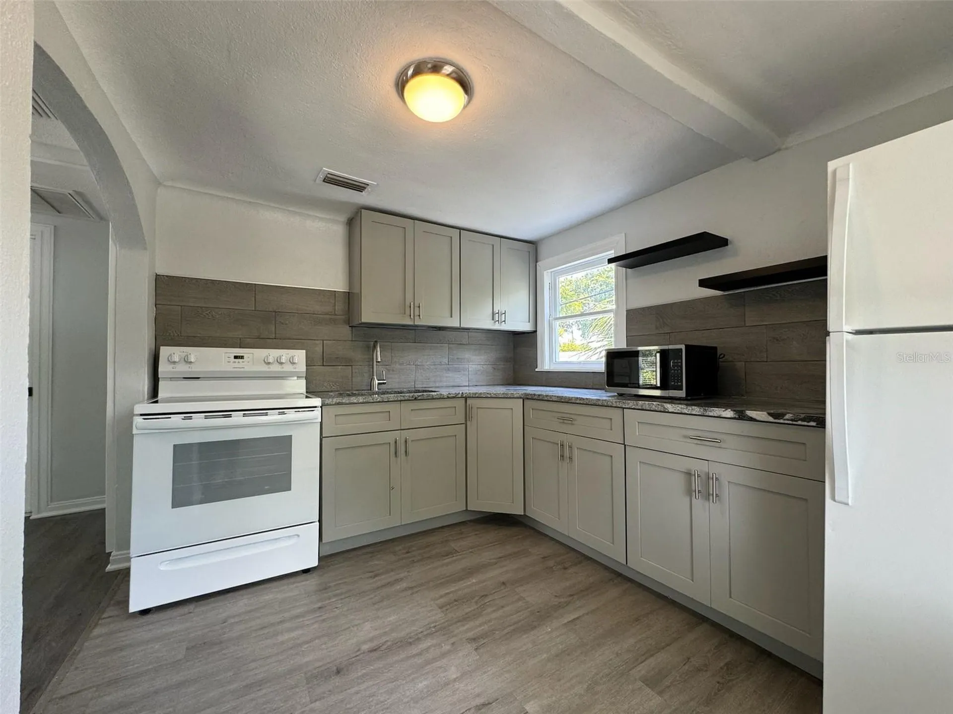 2650 25th Avenue N St Petersburg FL 33713
