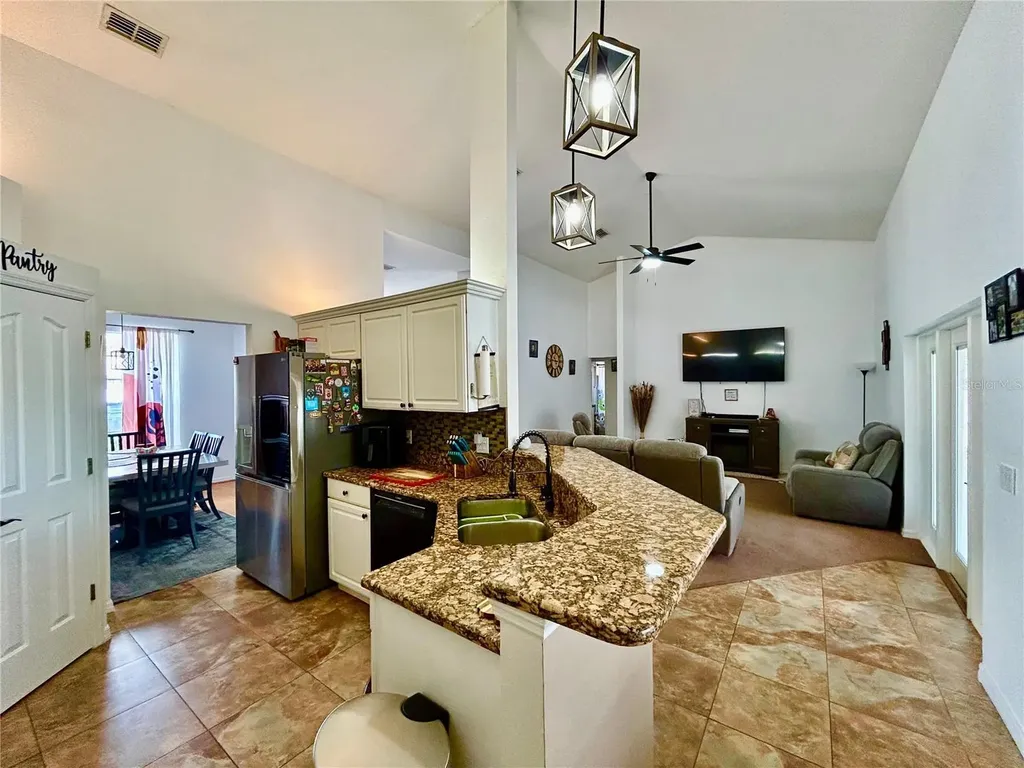 2085 Raymond Drive St Cloud FL 34769