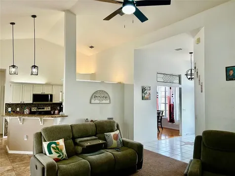 2085 Raymond Drive St Cloud FL 34769