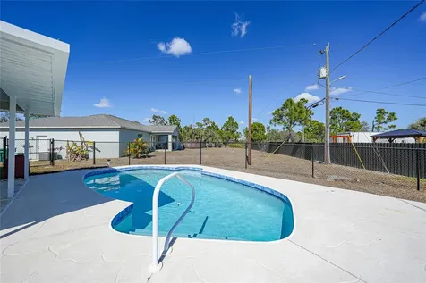 6037 David Boulevard Port Charlotte FL 33981