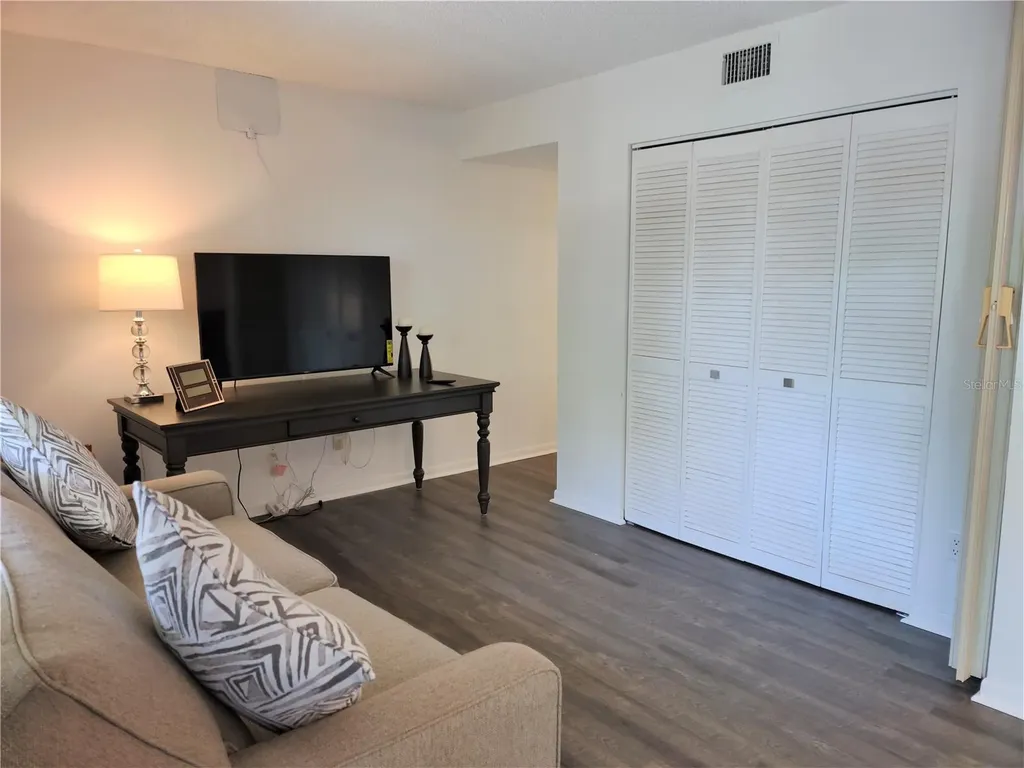 650 Bird Bay Drive E Venice FL 34285