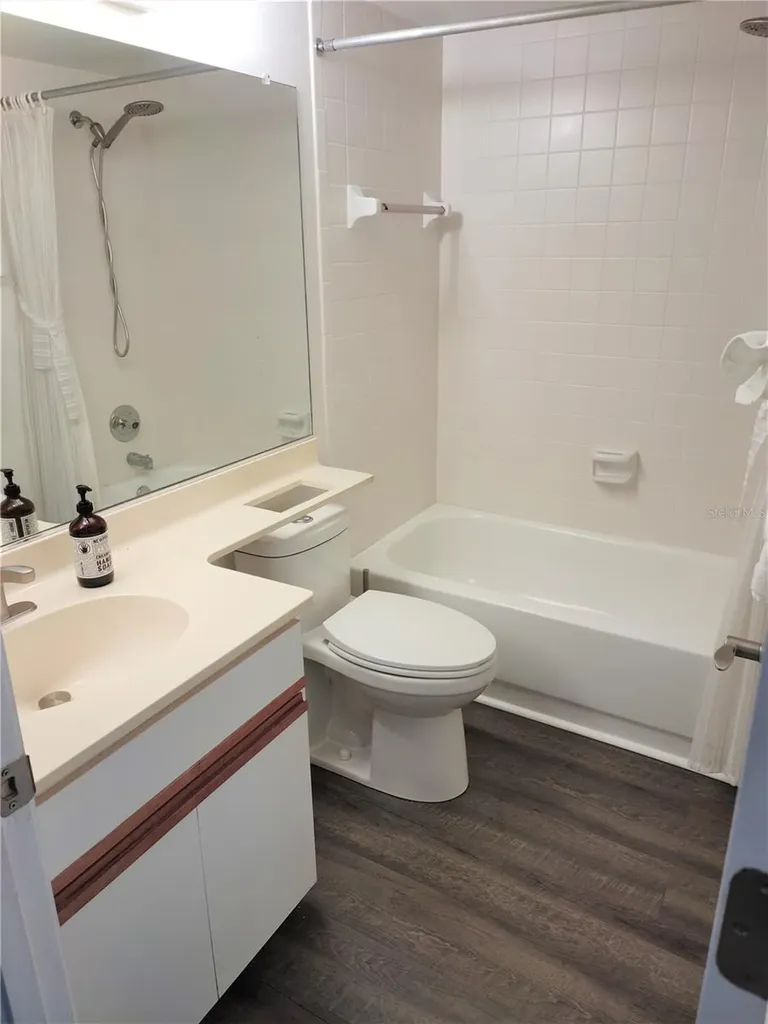 650 Bird Bay Drive E Venice FL 34285