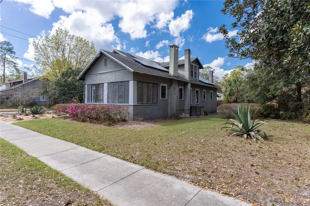 1106 NE 4th Street Gainesville FL 32601