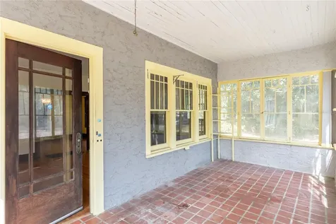 1106 NE 4th Street Gainesville FL 32601