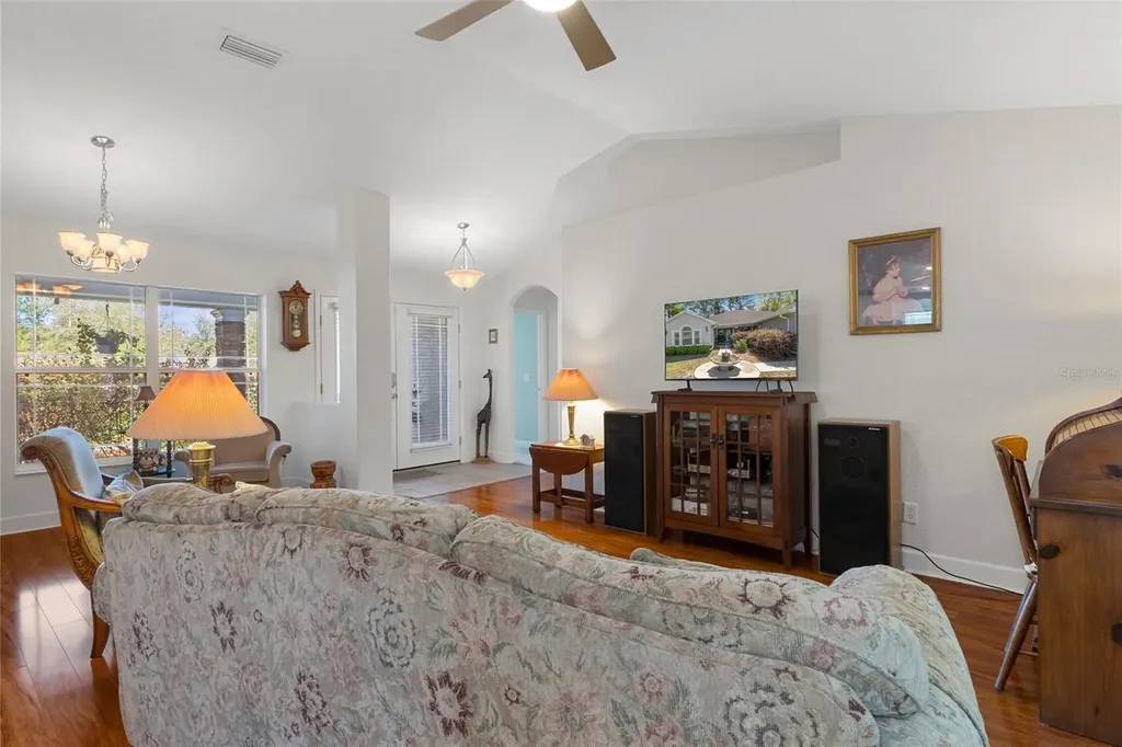 8623 N Dora Way Dunnellon FL 34434