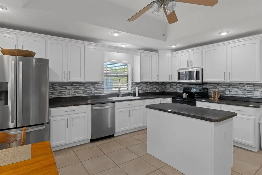 8623 N Dora Way Dunnellon FL 34434
