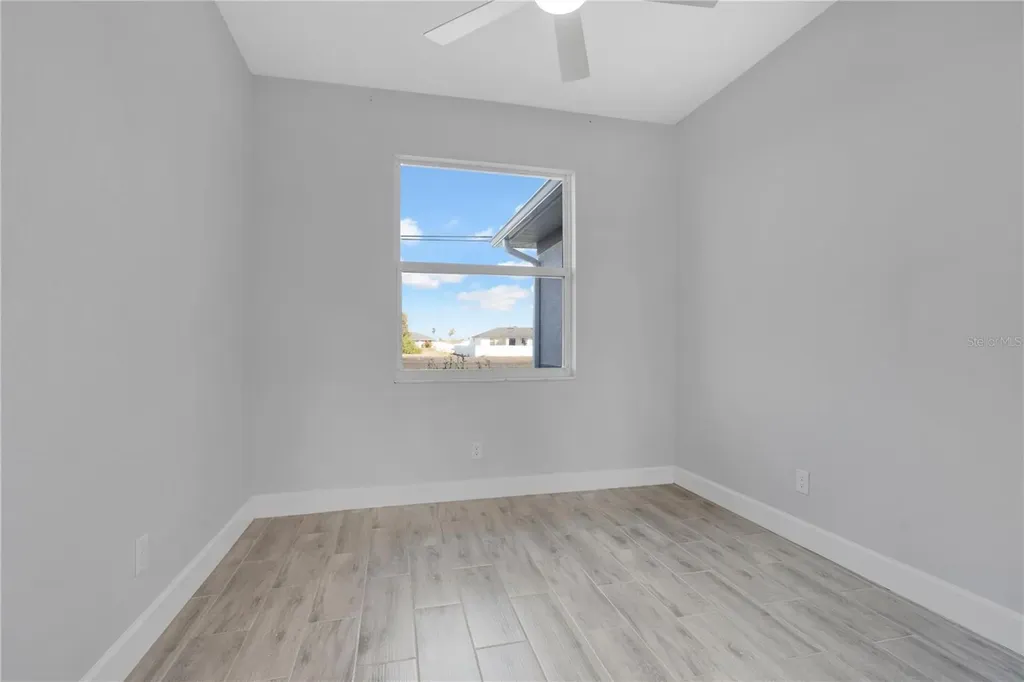 1306 NE 2nd Avenue Cape Coral FL 33909