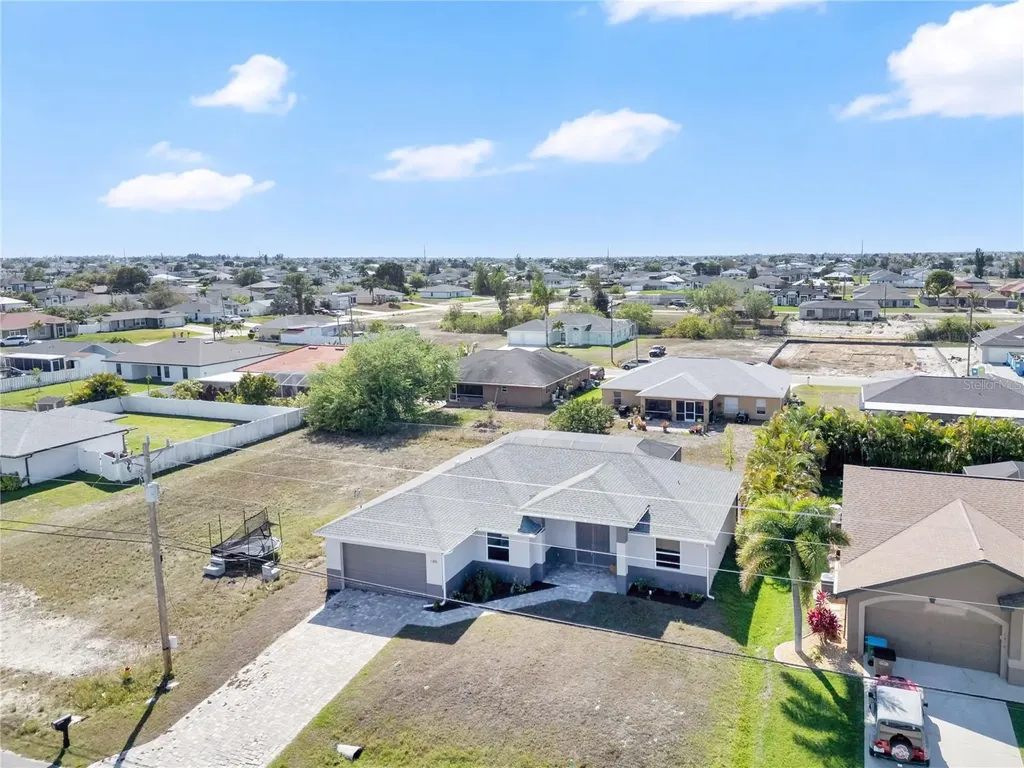 1306 NE 2nd Avenue Cape Coral FL 33909